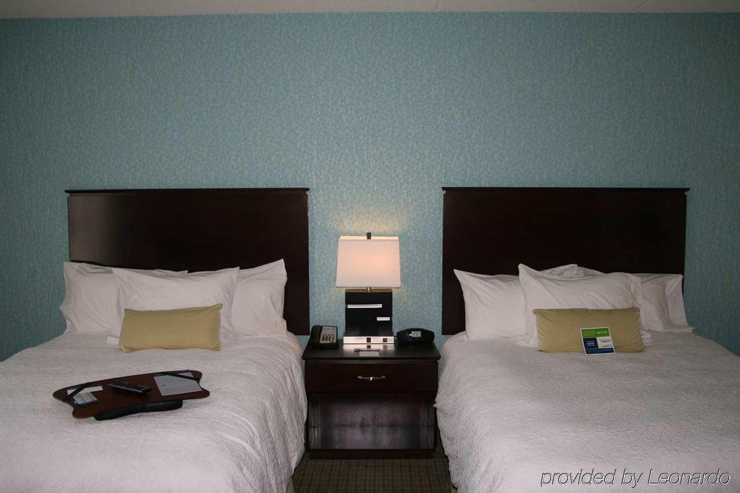 Hampton & Hotel 3*