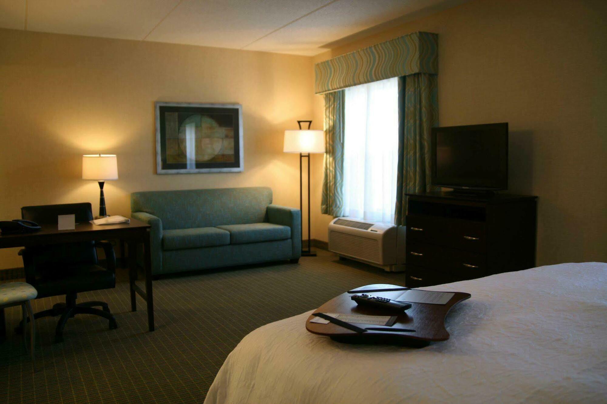 Hotel Hampton &